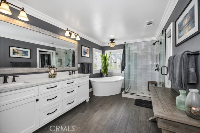 24030 Via Vizcaya, Valencia CA: https://media.crmls.org/medias/5c376e81-b23b-409f-b5b6-cf74be4ef238.jpg