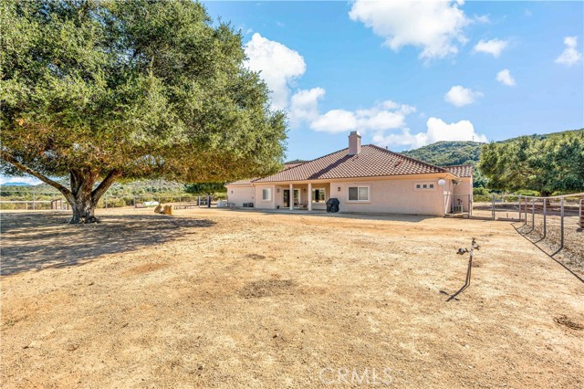 Detail Gallery Image 38 of 49 For 10204 Mount Olympus Valley Rd, Fallbrook,  CA 92028 - 3 Beds | 2/1 Baths