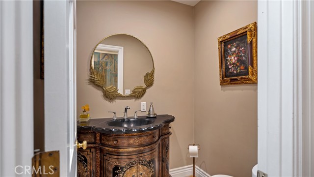 Detail Gallery Image 25 of 65 For 26051 Glen Canyon Dr, Laguna Hills,  CA 92653 - 5 Beds | 4/1 Baths