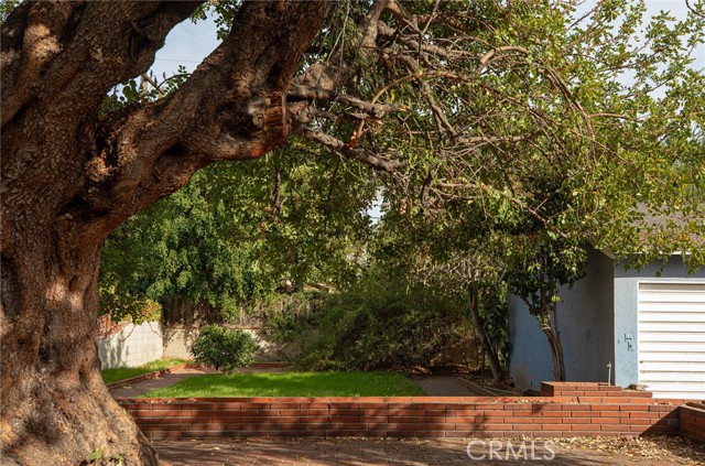 Detail Gallery Image 12 of 29 For 4842 Fulton Ave, Sherman Oaks,  CA 91423 - 2 Beds | 1/1 Baths