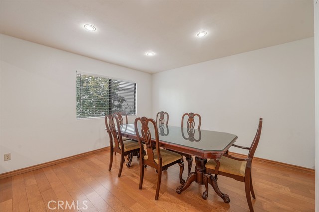 Detail Gallery Image 7 of 38 For 7137 Shoup Avenue #39,  West Hills,  CA 91307 - 3 Beds | 2/1 Baths