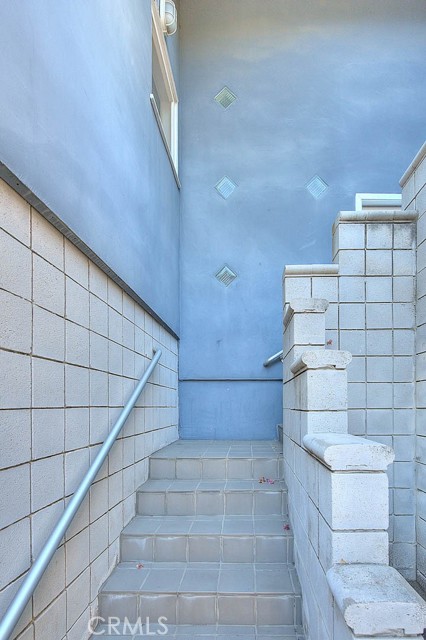 Detail Gallery Image 62 of 69 For 6423 Deep Dell, Hollywood,  CA 90068 - 3 Beds | 2/1 Baths