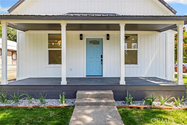 Detail Gallery Image 5 of 40 For 708 Johnson St, Red Bluff,  CA 96080 - 4 Beds | 2 Baths