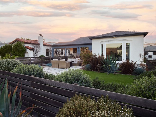 Detail Gallery Image 22 of 27 For 7413 Naylor, Los Angeles,  CA 90045 - 3 Beds | 2/1 Baths