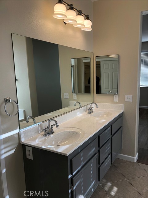 Detail Gallery Image 39 of 63 For 12941 Rising Moon Way, Victorville,  CA 92392 - 4 Beds | 2 Baths