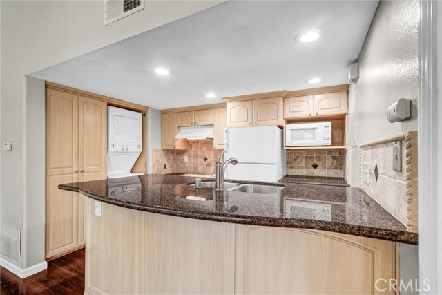 23302 La Mar, Mission Viejo CA: https://media.crmls.org/medias/5c3cac5c-c7c0-4876-898a-b5ca0c52fef5.jpg