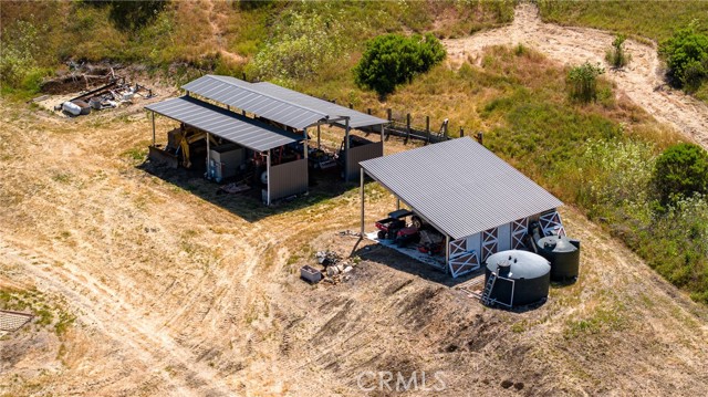 680 Spring Canyon Lane, Nipomo CA: https://media.crmls.org/medias/5c3cc8f8-f05e-4d33-a080-7f95cb7a5c19.jpg