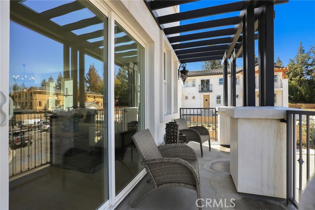 32 Spyglass Avenue, Phillips Ranch CA: https://media.crmls.org/medias/5c3d36f1-42bc-4585-a94d-1598ff6a5217.jpg