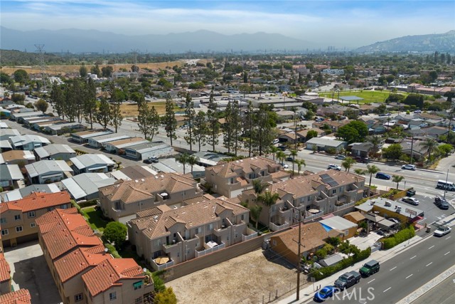 4311 Paramount Boulevard, Pico Rivera CA: https://media.crmls.org/medias/5c3d869e-83cb-411d-8961-cf2f3065b806.jpg