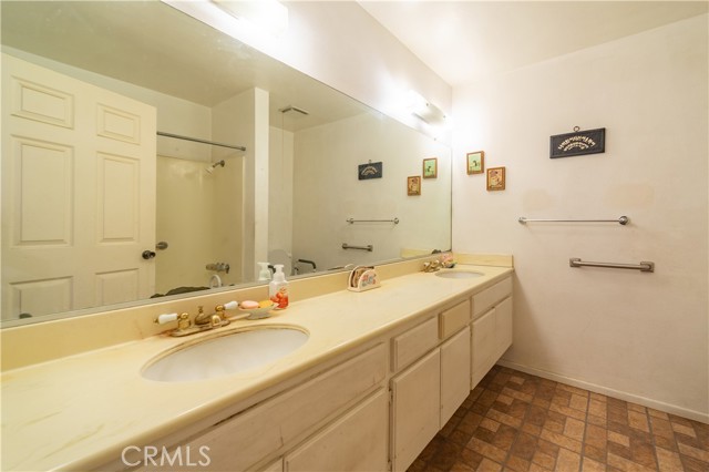 Detail Gallery Image 18 of 33 For 1344 5th St #16,  Glendale,  CA 91201 - 3 Beds | 2 Baths