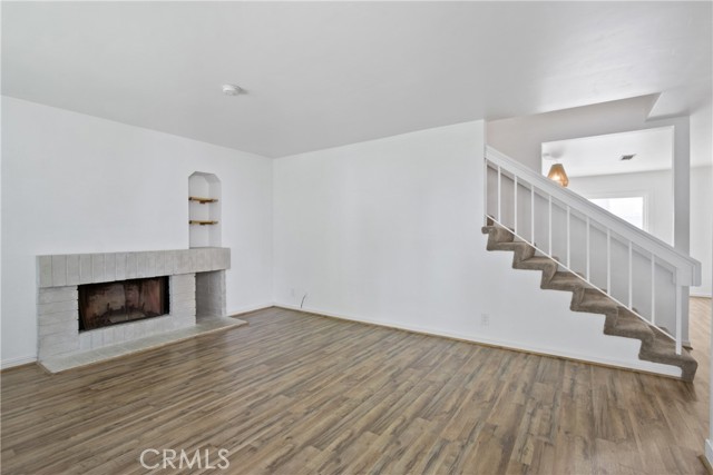 26398 Waterford Circle, Lake Forest CA: https://media.crmls.org/medias/5c3e14f2-5924-4b7e-a65f-5abf6c6b28ff.jpg