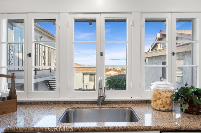 Detail Gallery Image 15 of 30 For 1184 W 3rd St, San Pedro,  CA 90731 - 5 Beds | 2 Baths