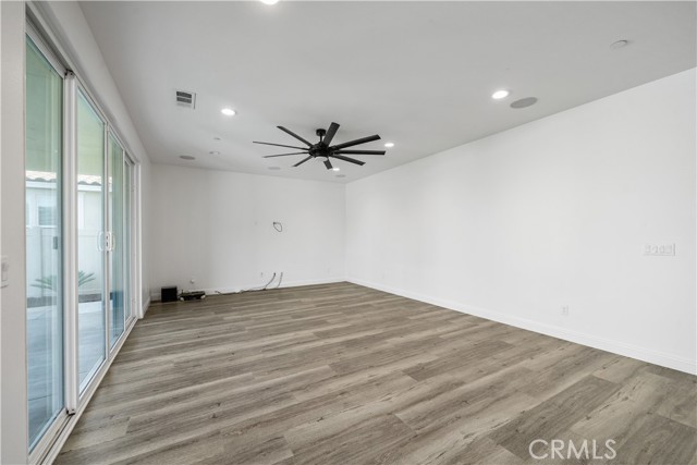 30902 Palette Road, Murrieta CA: https://media.crmls.org/medias/5c3e4612-5feb-4edf-92a3-d8ce5fb1a3c5.jpg