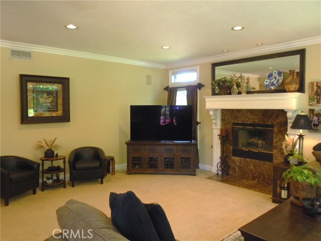 1535 Via Arroyo, La Verne CA: https://media.crmls.org/medias/5c3f7381-9de9-4288-819a-67f5dda2ab12.jpg