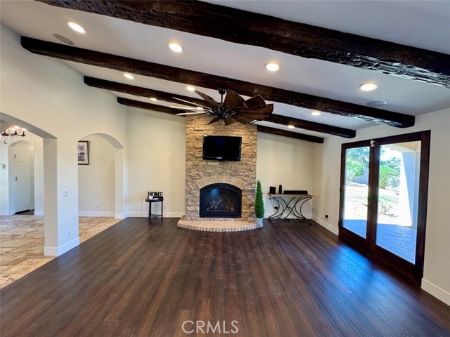 1415 Via Vallarta, Riverside CA: https://media.crmls.org/medias/5c3feda4-2b08-4fbe-b8fe-2a5439575580.jpg