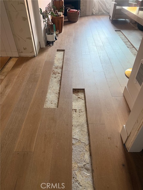 Detail Gallery Image 13 of 24 For 8740 Tuscany #211,  Playa Del Rey,  CA 90293 - 1 Beds | 1 Baths