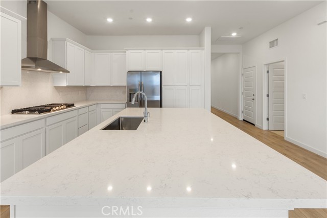 Detail Gallery Image 4 of 15 For 7367 Octave, Sacramento,  CA 95829 - 3 Beds | 2 Baths