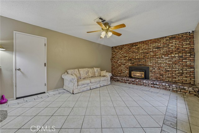 Detail Gallery Image 30 of 52 For 3447 La Jolla, Merced,  CA 95348 - 4 Beds | 2 Baths