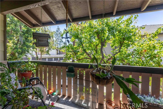 Detail Gallery Image 4 of 11 For 20702 El Toro Rd #6,  Lake Forest,  CA 92630 - 1 Beds | 1 Baths