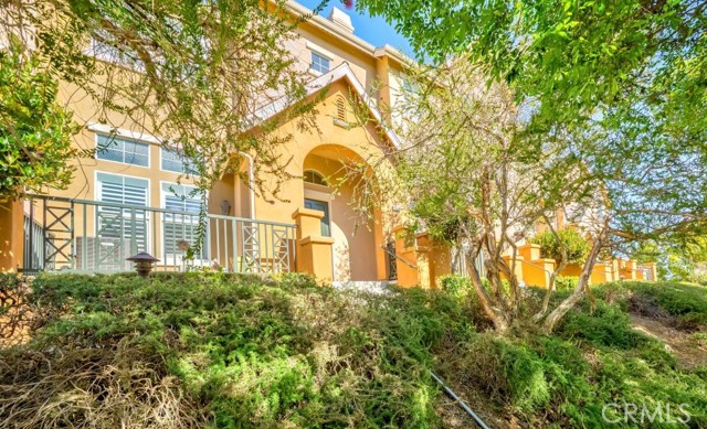 1133 Maag Place, Fullerton CA: https://media.crmls.org/medias/5c42b1c0-d772-45f1-ad7e-95e2d7e0002b.jpg