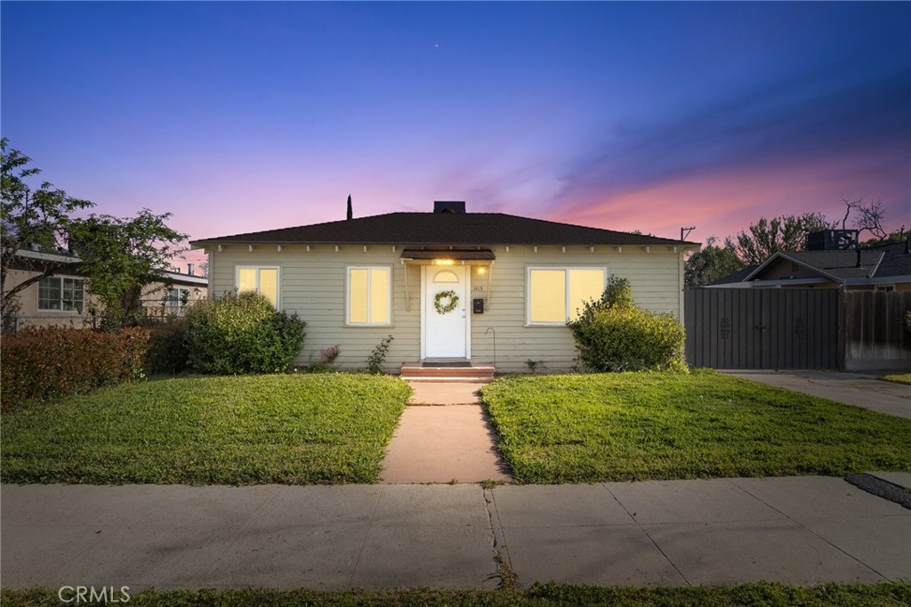 1413 W 10th Street