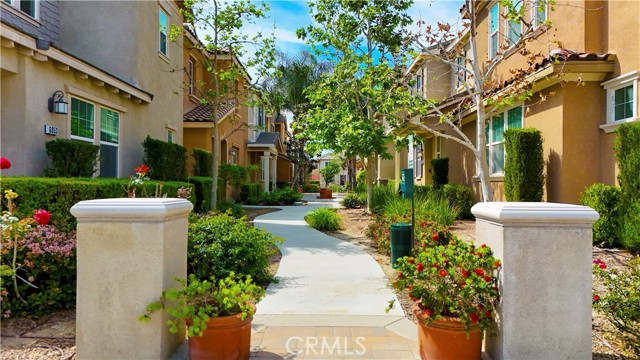 Detail Gallery Image 26 of 26 For 6049 Snapdragon, Corona,  CA 92880 - 3 Beds | 2/1 Baths