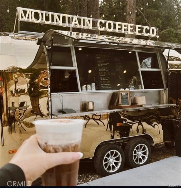 Detail Gallery Image 40 of 40 For 230 Maple, Lake Arrowhead,  CA 92352 - 3 Beds | 3 Baths