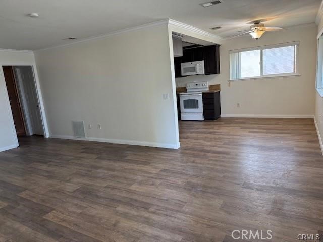 Detail Gallery Image 7 of 20 For 1586 Border, Corona,  CA 92882 - 2 Beds | 2 Baths