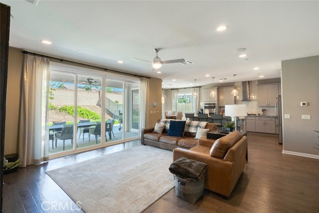 Detail Gallery Image 4 of 21 For 24524 Division Dr, Menifee,  CA 92584 - 5 Beds | 3 Baths