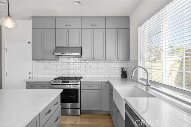 Detail Gallery Image 12 of 35 For 12 Plaza Avila, Lake Elsinore,  CA 92532 - 4 Beds | 3/1 Baths