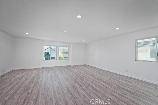 20227 Elkwood Street, Winnetka CA: https://media.crmls.org/medias/5c45a460-d674-498d-be14-7d6dfd9b2663.jpg