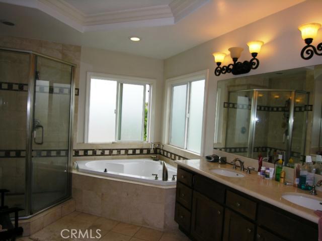 2221 Warfield, Redondo Beach, California 90278, 4 Bedrooms Bedrooms, ,2 BathroomsBathrooms,Residential,Sold,Warfield,S12089985