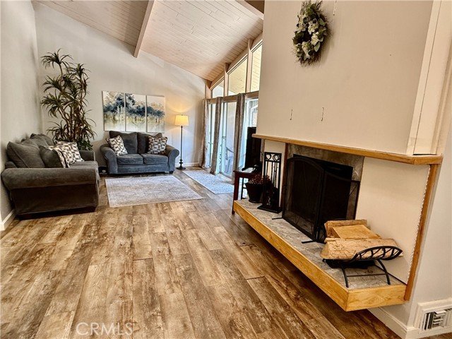 Detail Gallery Image 9 of 29 For 872 Sierra Vista #30,  Twin Peaks,  CA 92391 - 3 Beds | 2 Baths