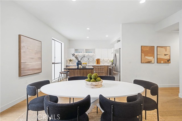 Detail Gallery Image 8 of 31 For 3981 Moore St #101,  Los Angeles,  CA 90066 - 2 Beds | 2 Baths