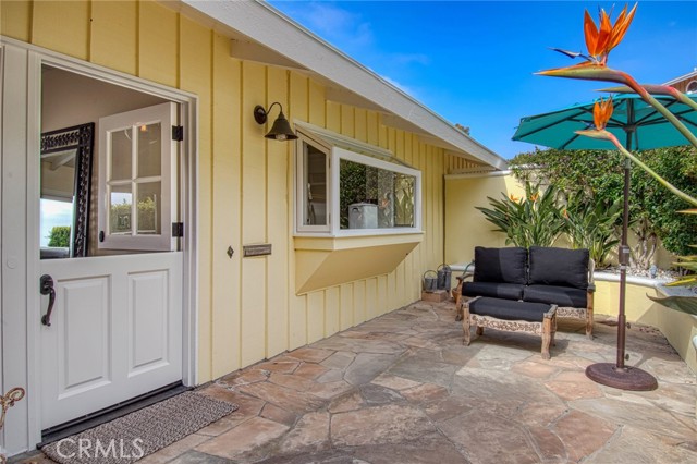 Detail Gallery Image 2 of 37 For 1407 Emerald Bay, Laguna Beach,  CA 92651 - 3 Beds | 3 Baths