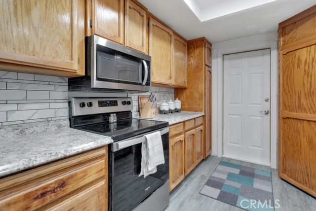 Detail Gallery Image 16 of 53 For 25624 Castlerock Rd, Apple Valley,  CA 92308 - 3 Beds | 2 Baths