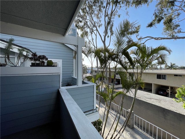 Detail Gallery Image 34 of 43 For 16960 Algonquin St #I-204,  Huntington Beach,  CA 92649 - 1 Beds | 1 Baths