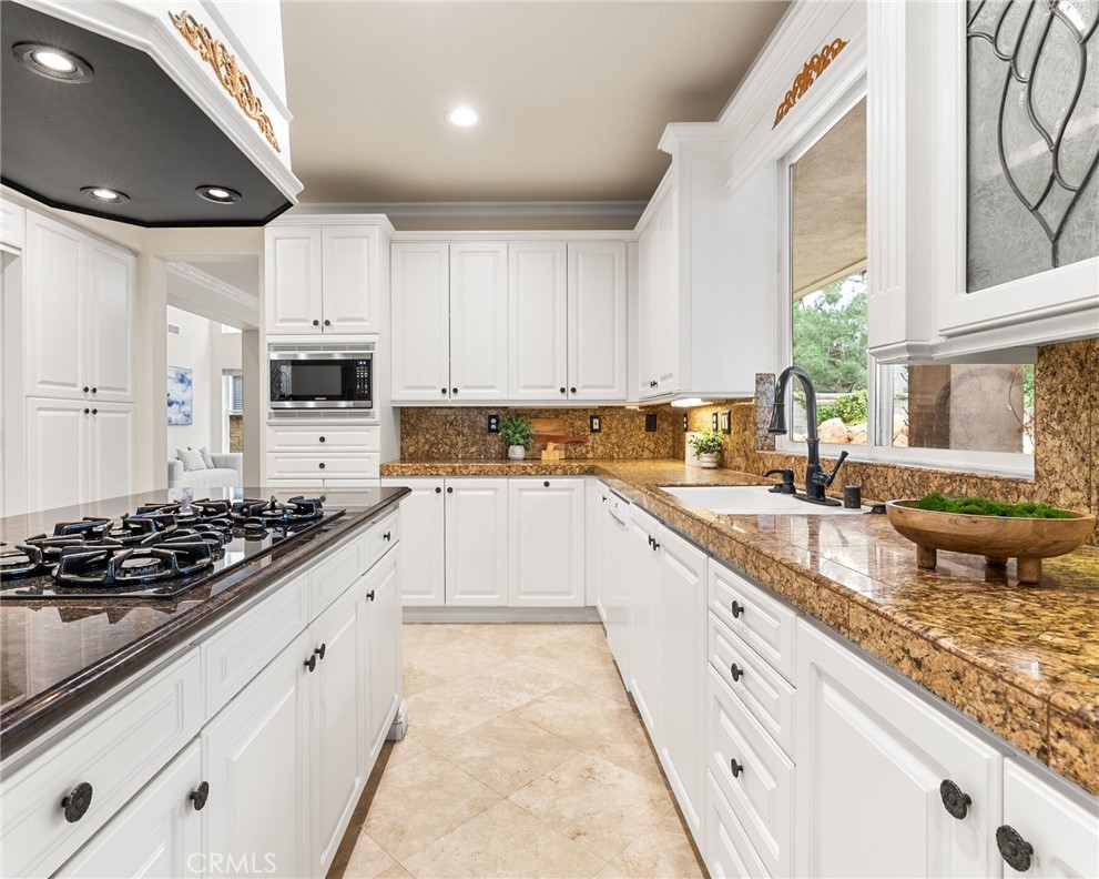 5c4a66d2 C22a 4574 B607 192380a68878