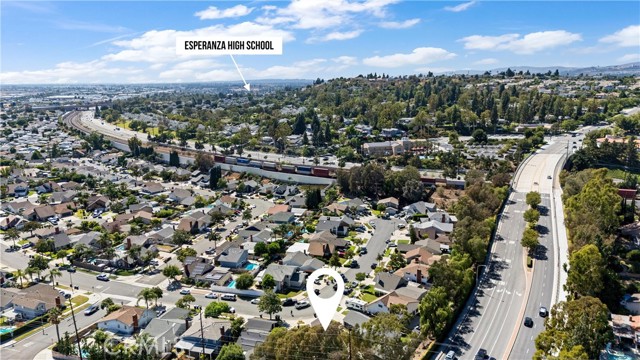 6316 E Woodsboro Avenue, Anaheim Hills CA: https://media.crmls.org/medias/5c4b1fd9-1551-4ac8-9809-bd4e7ce4b68c.jpg