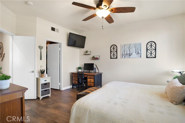 Detail Gallery Image 21 of 49 For 15705 Gulfstream Ave, Fontana,  CA 92336 - 4 Beds | 2 Baths