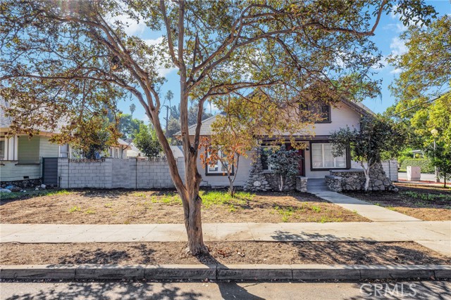 Detail Gallery Image 37 of 48 For 404 E Kingsley Ave, Pomona,  CA 91767 - 5 Beds | 3 Baths