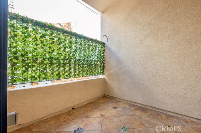 Detail Gallery Image 24 of 29 For 12026 Hoffman St #302,  Studio City,  CA 91604 - 3 Beds | 3 Baths