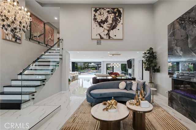 Detail Gallery Image 10 of 74 For 4030 - 4032 W 178th St, Torrance,  CA 90504 - 6 Beds | 3 Baths