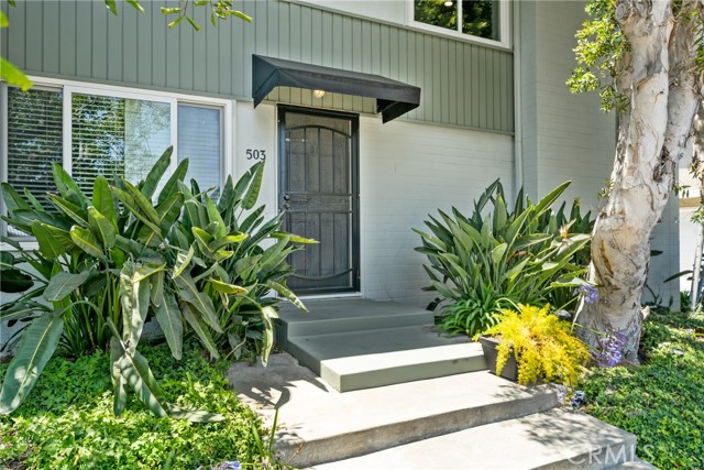 503 Saint Andrews, Newport Beach CA: https://media.crmls.org/medias/5c4eab98-f1af-43b9-b845-41006b30312b.jpg