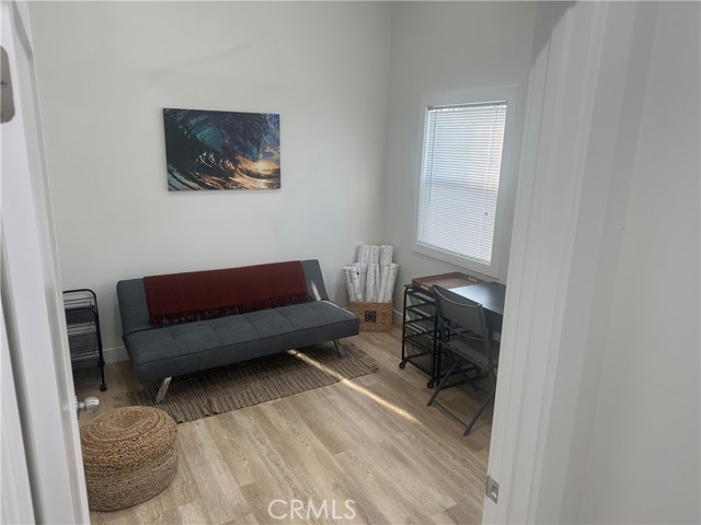 Detail Gallery Image 14 of 27 For 13726 Jefferson Ave, Hawthorne,  CA 90250 - 3 Beds | 2 Baths