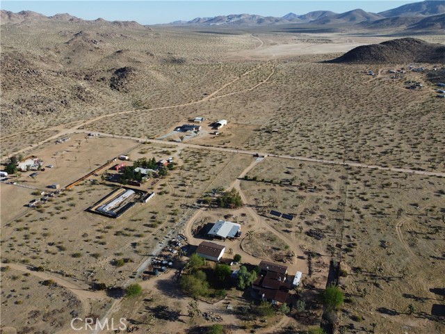 0 Fairview Valley Road, Apple Valley CA: https://media.crmls.org/medias/5c51edb0-534e-463f-81ef-eded13efb418.jpg