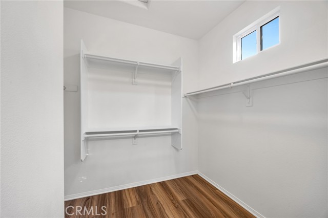 Detail Gallery Image 20 of 31 For 27626 Sunny Creek Dr, Valencia,  CA 91354 - 3 Beds | 2/1 Baths