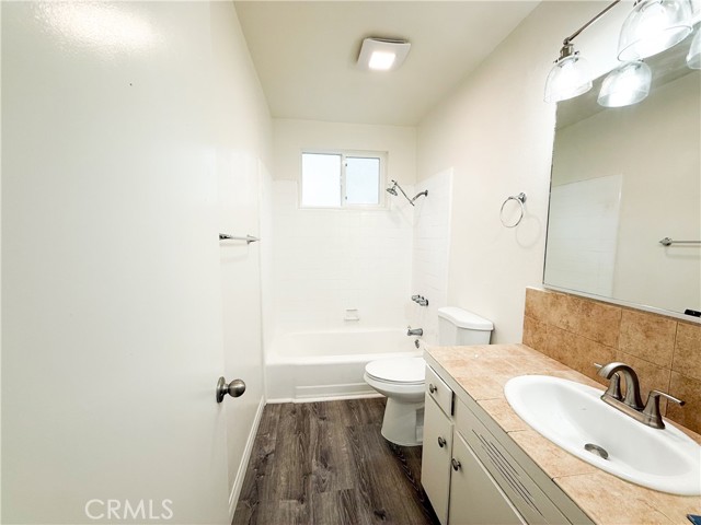 Detail Gallery Image 8 of 15 For 469 E Algrove, Covina,  CA 91723 - 2 Beds | 1 Baths