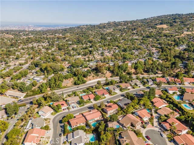 4031 Rousseau Lane, Palos Verdes Peninsula, California 90274, 3 Bedrooms Bedrooms, ,2 BathroomsBathrooms,Residential,Sold,Rousseau,PV22183505