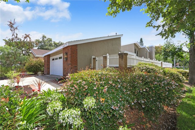 24836 Woodside Ln, Lake Forest, CA 92630